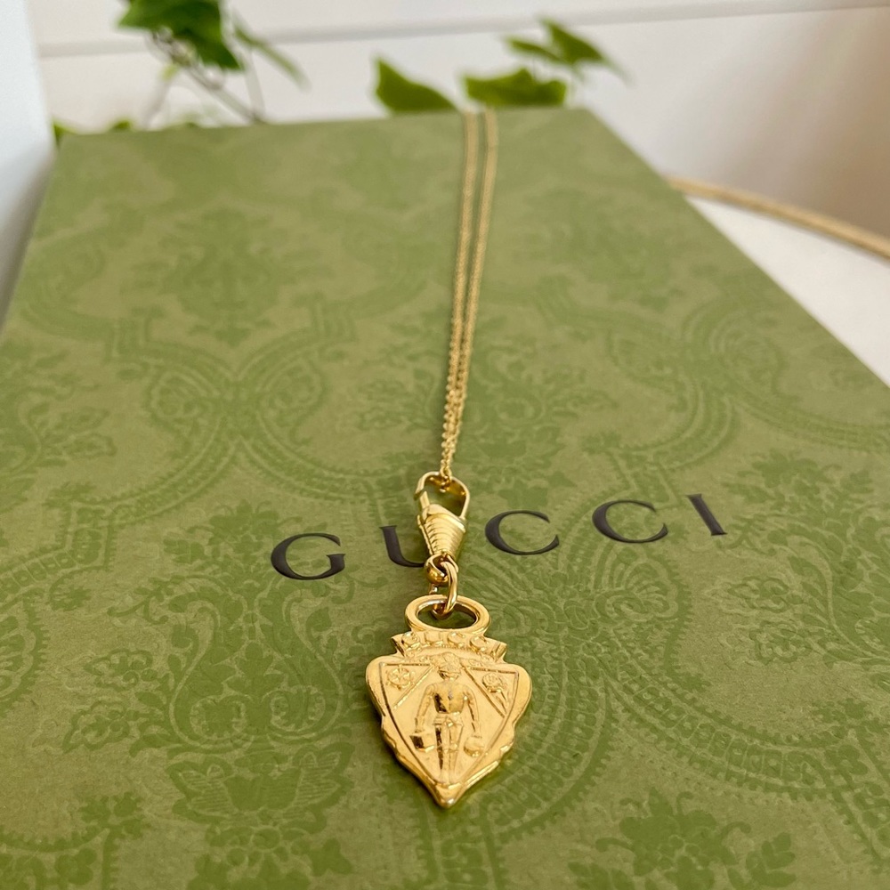 Vintage Gucci Charm Pendant Necklace | Vintage GG Pendant Necklace - Picture 6 of 6